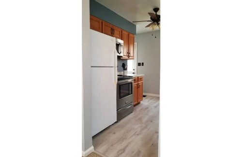Hamilton House | Clean & comfortable ranch-minutes from Spooky Nook and downtown Hamilton