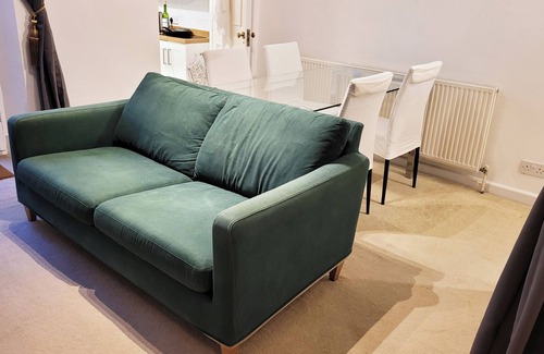 Churchill Apartment | Clean & Cosy Studio in Very Central London | 10-min walk to Victoria Station