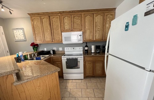Pharr Apartment | Clean & Cozy Apt -2BR 2.5BA- short & long stays!