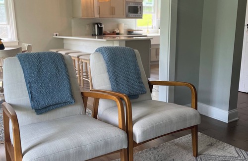 Columbia Other | Clean, Cozy, Convenient! Close to Spooky Nook, Dutch Wonderland and More!