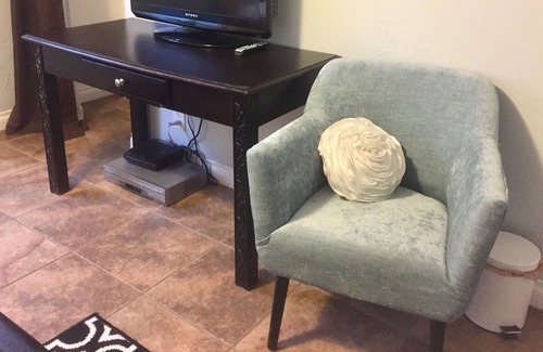 Elko House | Clean & Cozy Elko Guest Suite