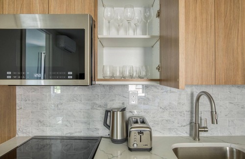 East Village Apartment | Clean East Village 1BR w/Rooftop Pool, Gym, W/D, A/C, by Blueground