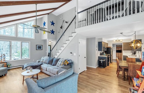 Lake Harmony House | Clean Fresh Spacious in Lake Harmony!