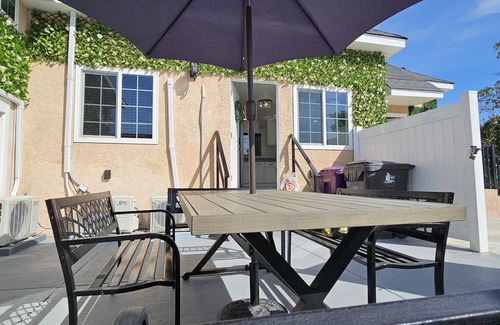 North Long Beach House | Clean, Gym, Great for Cruise Line & Convention Ctr. Lots of Parking.n
