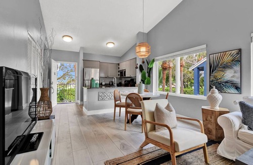 Mission Bay Apartment | Clean, modern and bright 2 bedroom, 2 bath in West Boca