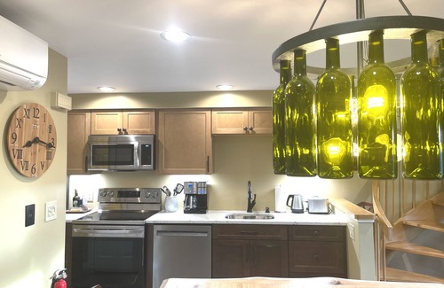 Bartlett House | Clean, quiet and cozy mountain get away Condo