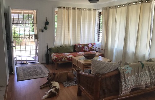 Haleiwa Bed & Breakfast | Clean single room across the street from the beach. 5 min walk to Historic town