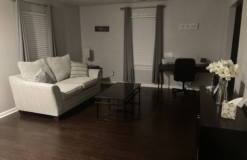 Norfolk House | Clean spacious home near Sentara Hospital