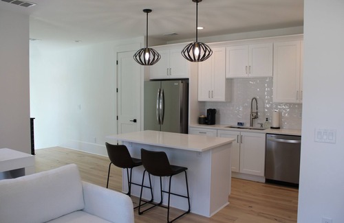 Alpharetta Apartment | Clean, Stylish 1 Bedroom Apartment - Minutes from Downtown Alpharetta/Avalon