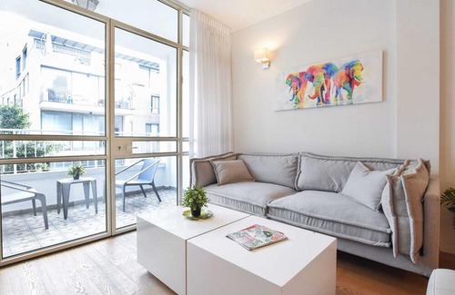 Tel Aviv Apartment | Clear 3BR near Bograshov by HolyGuest