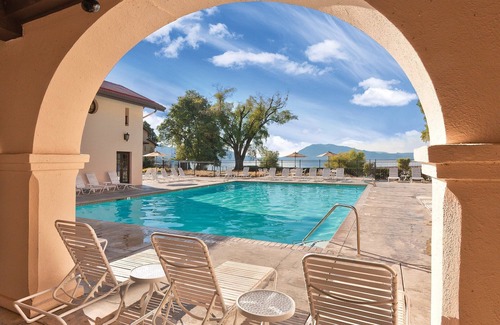 Nice Resort | Clear Lake Resort Studio