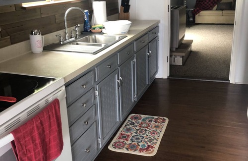 Moran Cottage | Clear Waters Lakefront Cottage- On the Water-near - Mackinaw City