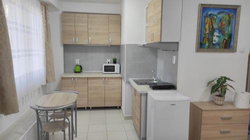 Szazhalombatta Apartment | Clementine Apartman