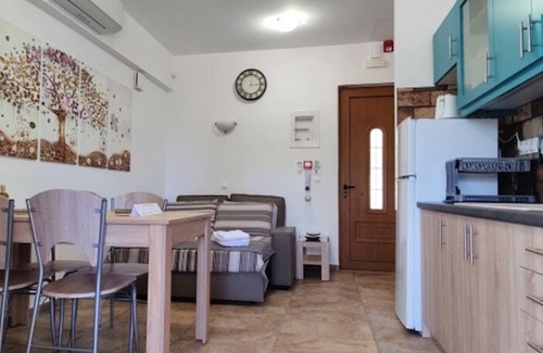 Pylos-Nestoras House | Cleo by AROKARIAPARTMENTS 50mt from the seaside