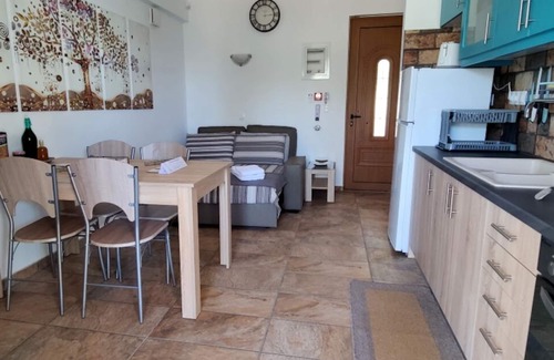 Pylos-Nestoras House | Cleo by AROKARIAPARTMENTS 50mt from the seaside