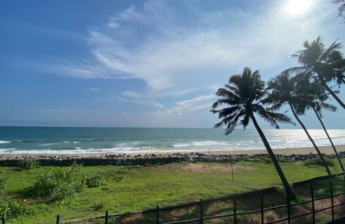 Paravur Ski Chalet | Cliff beach chalet with private beach access near Varkala.n