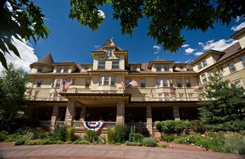 Manitou Springs Historic District Hotel | Cliff House at Pikes Peak