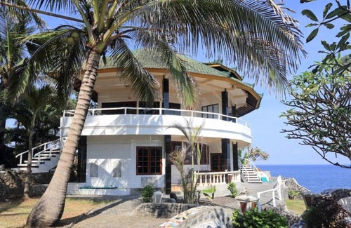 Tumbu Village House | Cliff House on Bali is Unique, above the ocean, the sound of the waves – Unit 3