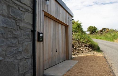Trefin House | Cliff-top Cottage on Coast Path w/Panoramic Views