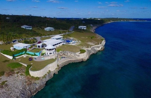 Rainbow Bay House | Cliff-Top Estate with Pool, Sunsets, Direct Caribbean Access, Walk to Rest./Bar!