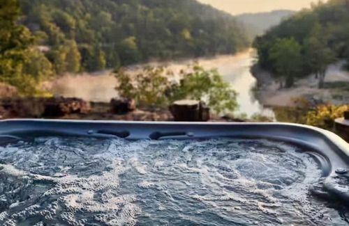 Carroll County Cabin | Cliff Top Home with views, hot tub, paddleboards