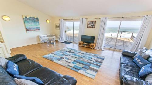 Putsborough Apartment | Clifton Court Apt 15 with Indoor Heated Pool