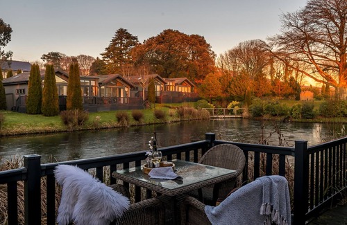 Brayford Cabin | Clifton Lodge, Kentisbury Grange - a lodge that sleeps 4 guests in 2 bedrooms