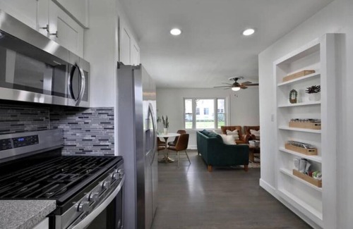 Clintonville House | Clintonville Cottage- Close to OSU & Downtown