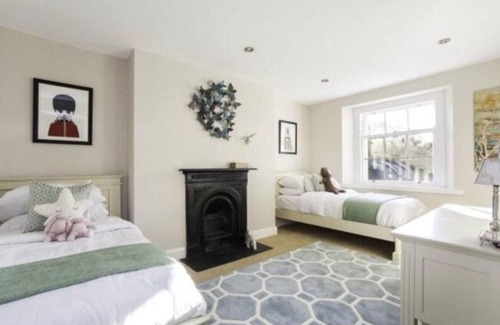 Clontarf Apartment | Clontarf Seafront Luxury - Victorian Period House