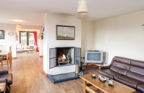 Fivemilebourne House | Cloonaquinn
