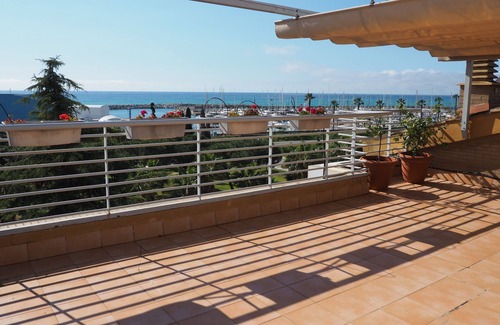 Sant Andreu de Llavaneres Apartment | Close to the beach!, Ideal for families.