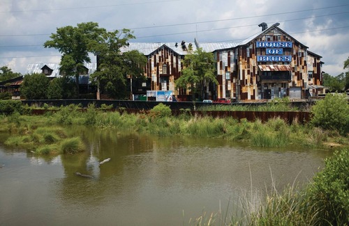 Surfside Beach Resort | Close to all the attractions Myrtle Beach has to offer!