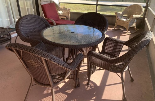 South Venice House | Close to beaches, Pool Table, Fishing equipment, golf clubs, bicycles supplied.