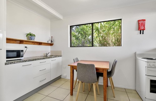 Aroona Villa | Close to Dicky and Moffat Beaches Sunshine Coast