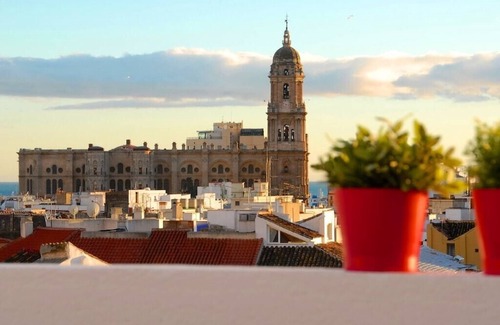 San Felipe Neri Apartment | Close to everything and far from the noise. Enjoy the atmosphere of the historic center!