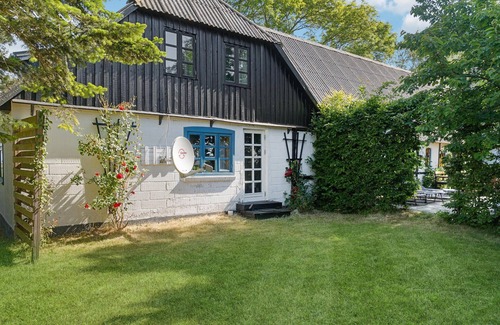 Dannemare House | Close to Kramnitse on Lolland awaits you this vacation home.