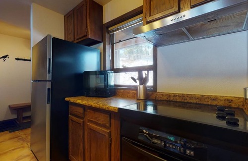 Angel Fire Condo | Close to Lifts | Fireplace | Views | Ski Run A9