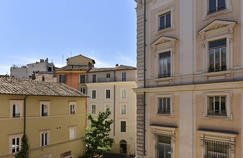 Rione VI Parione Apartment | Close to Navona Square, Exclusive cozy Apt AC, WiFi. Perfect base for touring
