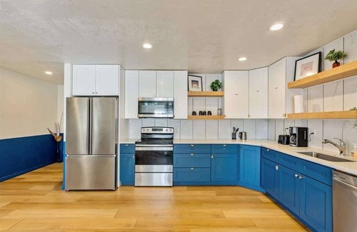 Ogden House | Close to Ogden-Weber Tech College, Private Room!