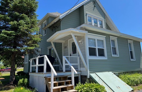 Munising House | Close to Pictured Rocks National Lakeshore