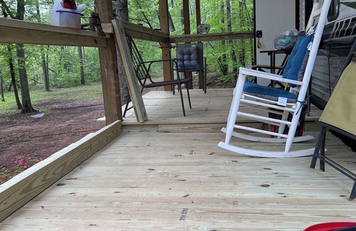 Delta RV Rental | Close to Talladega, Cheha Mountain State Park, Lake Wedowee, and fishing.