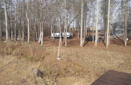 Delta RV Rental | Close to Talladega, Cheha Mountain State Park, Lake Wedowee, and fishing.