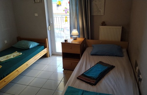 Kaisariani Apartment | Close to University Of Athens and the sights of Athens