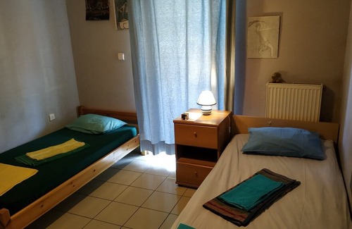 Kaisariani Apartment | Close to University Of Athens and the sights of Athens