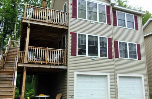 Wells Condo | CLOSE TO WELLS BEACH! 2 Bed 1 Bath in Wells, ME close to attractions!