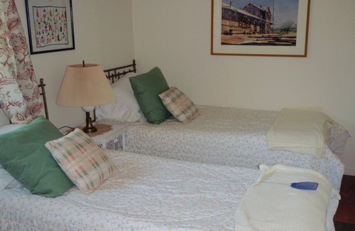 Sonoita House | Close to Wineries, Kartchner Carverns, Patagonia, Cozy, Quiet, Scenic View
