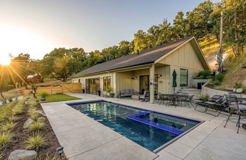 Glen Ellen House | Cloud 9 - A Retreat for Bliss and Happiness