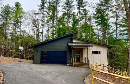 Weaverville House | Cloud 9 Sanctuary