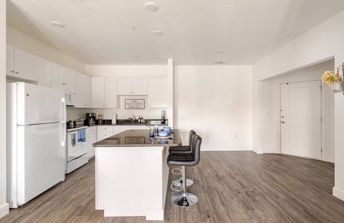 Kissimmee Apartment | Cloud Nine 1BR 15 MIN from Kissimmee Main Street