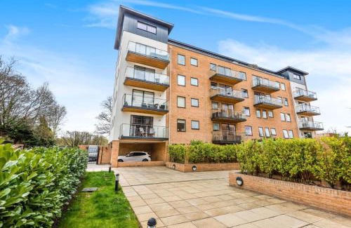 Bracknell Apartment | Cloud Serviced Properties - Lovely One Bed with Sofa bed - Bracknell